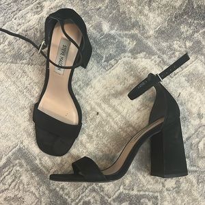 Steve Madden Dillion black nubuck size 7 block heel